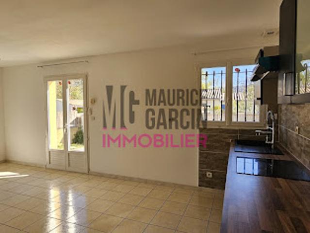 Vente Appartement 2 pièces 45 m2 L'Isle sur la Sorgue