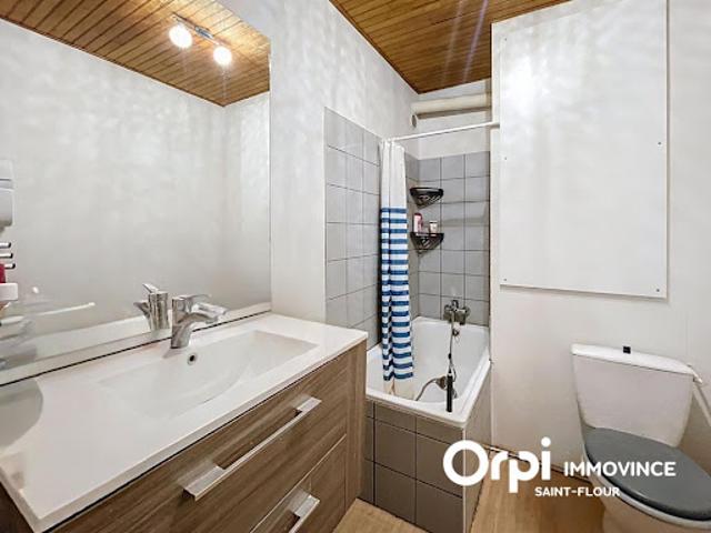 Vente Appartement 2 pièces 45 m2 Murat