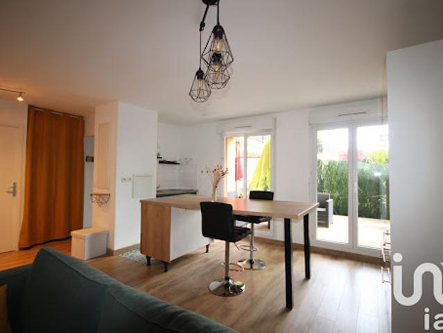 Vente Appartement 2 pièces 45 m2 Poissy