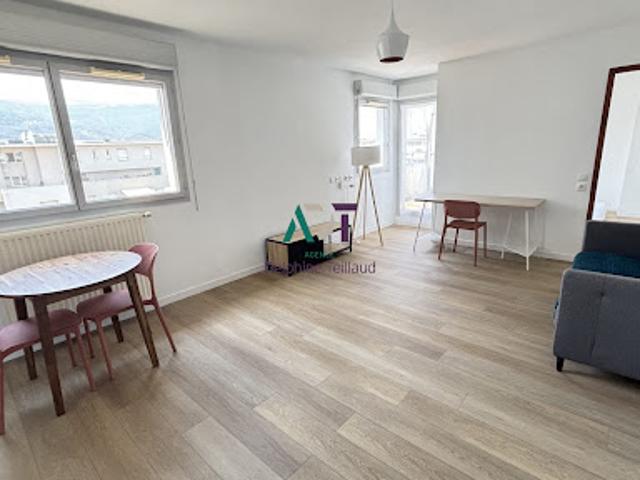 Vente Appartement 2 pièces 46.57 m2 Grenoble