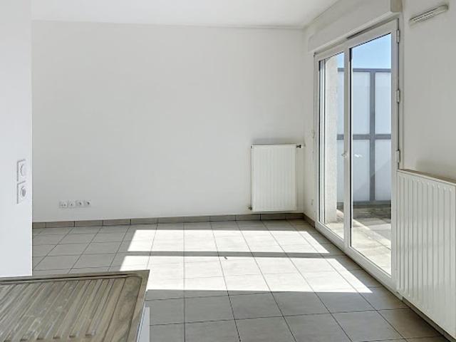 Vente Appartement 2 pièces 46.85 m2 Lyon 8ème