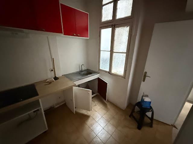 Vente Appartement 2 pièces 46.98 m2 Marseille 3ème