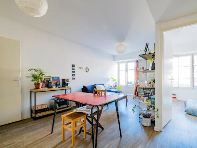 Vente Appartement 2 pièces 46 m2 Bordeaux