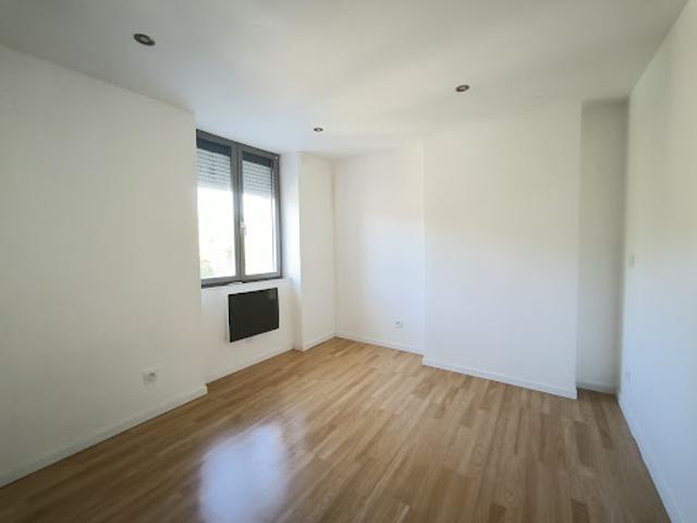 Vente Appartement 2 pièces 48.4 m2 Saint Etienne