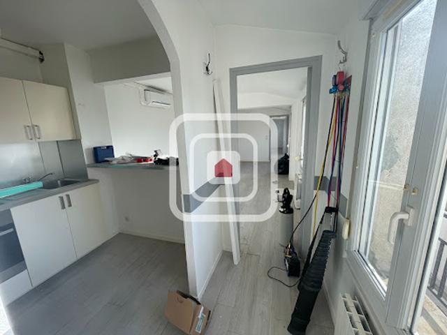 Vente Appartement 2 pièces 49.7 m2 Reims
