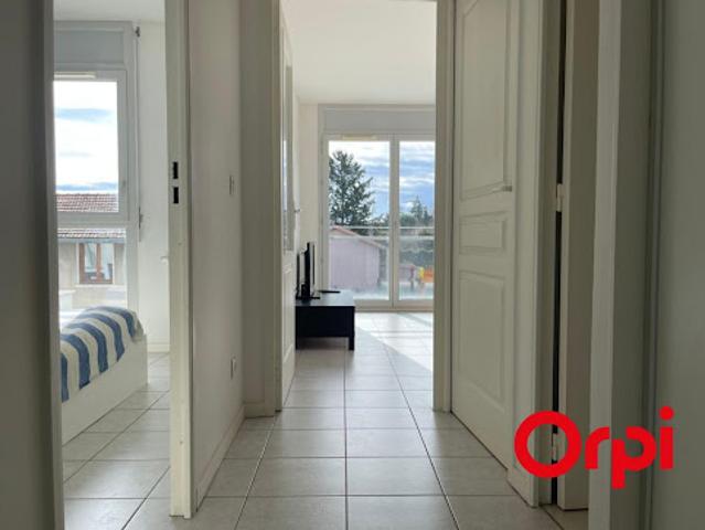 Vente Appartement 2 pièces 49.6 m2 Venissieux