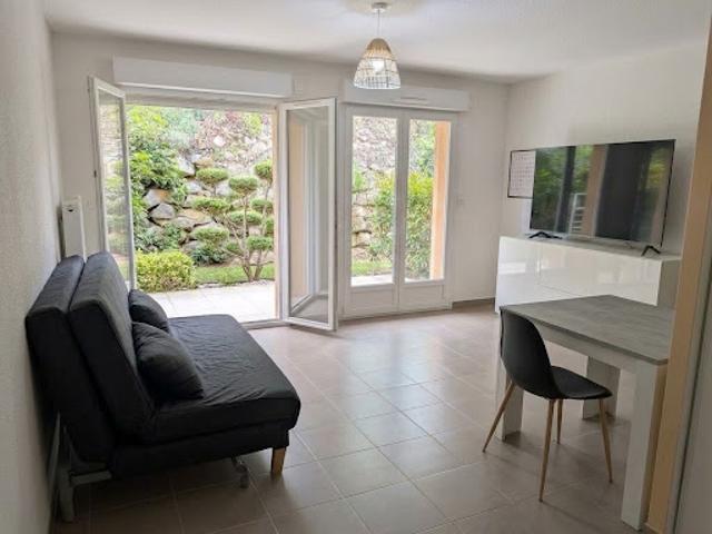 Vente Appartement 2 pièces 49 m2 Nimes