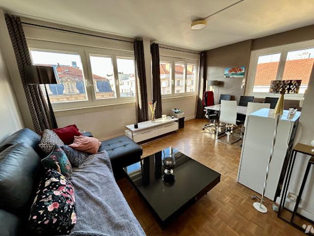 Vente Appartement 2 pièces 53.2 m2 Lyon 6ème