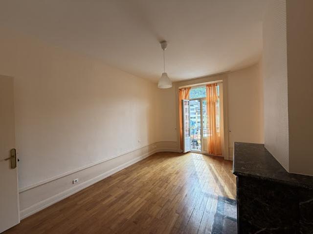 Vente Appartement 2 pièces 53 m2 Saint claude
