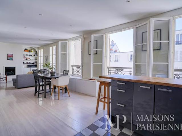 Vente Appartement 2 pièces 50.65 m2 Paris 18ème