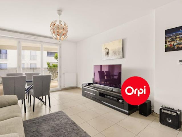 Vente Appartement 2 pièces 50.7 m2 Saint Priest