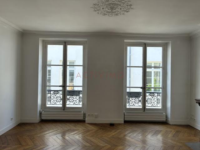 Vente Appartement 2 pièces 50.05 m2 Paris 9ème