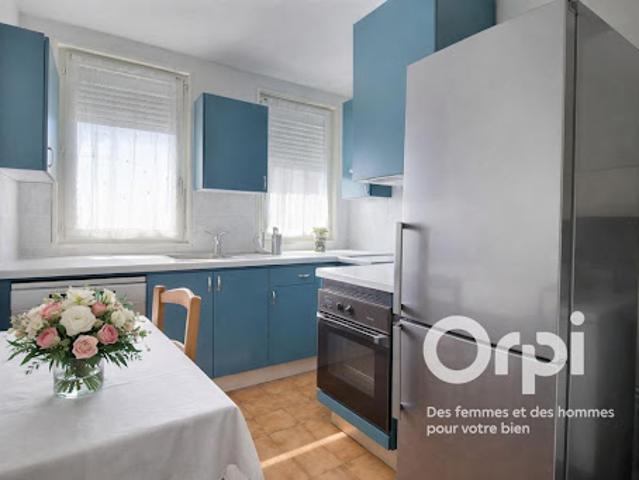 Vente Appartement 2 pièces 50 m2 Montigny le Bretonneux