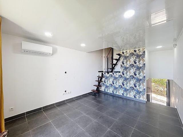 Vente Appartement 2 pièces 50 m2 Six Fours les Plages