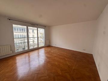 Vente Appartement 2 pièces 51.4 m2 Paris 19ème