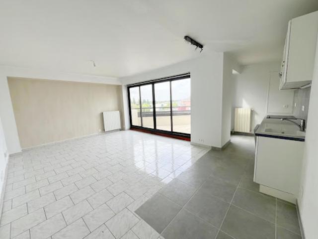 Vente Appartement 2 pièces 51.8 m2 Neuilly sur Marne