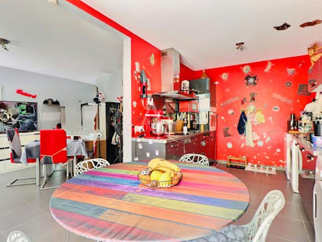 Vente Appartement 2 pièces 51.97 m2 Marseille 12ème