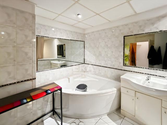 Vente Appartement 2 pièces 51 m2 Marseille 13ème