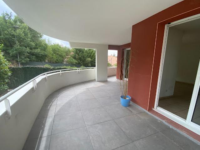 Vente Appartement 2 pièces 52.4 m2 Fuveau