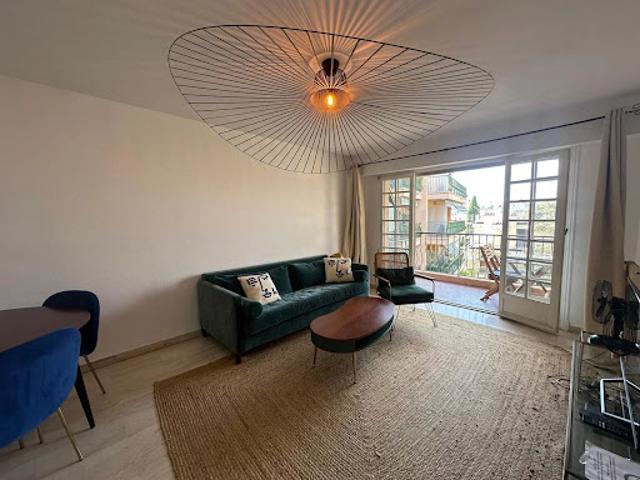 Vente Appartement 2 pièces 52.6 m2 Nice