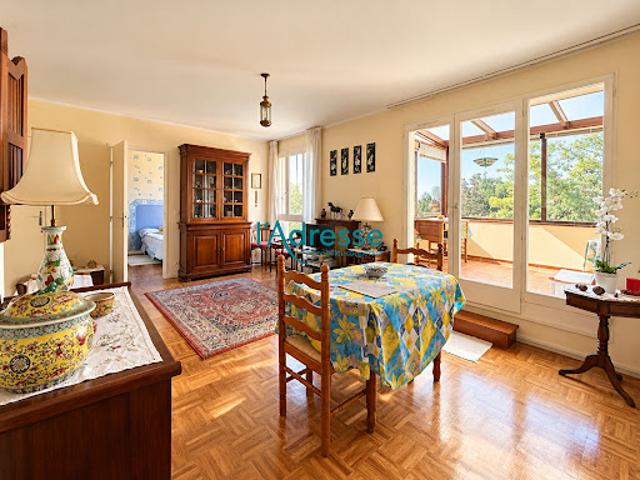 Vente Appartement 2 pièces 52.3 m2 Nanterre
