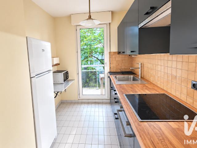 Vente Appartement 2 pièces 52 m2 Courbevoie