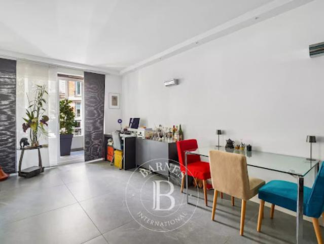 Vente Appartement 2 pièces 54.32 m2 Paris 16ème