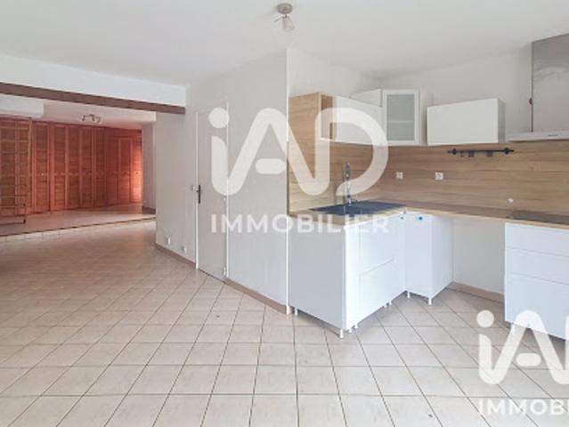 Vente Appartement 2 pièces 54 m2 Corbeil Essonnes
