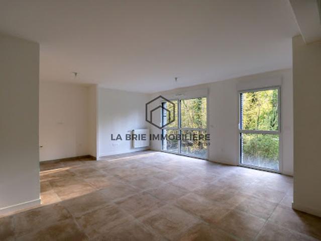Vente Appartement 2 pièces 55.77 m2 Rubelles