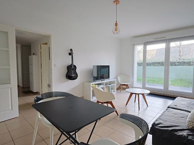 Vente Appartement 2 pièces 55.8 m2 Saint Cyr sur Loire