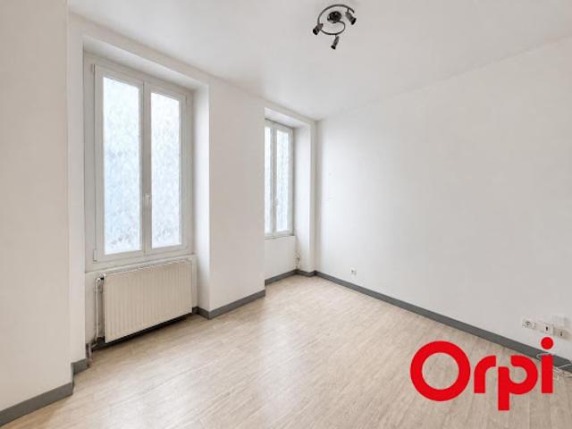 Vente Appartement 2 pièces 56.73 m2 Montluçon