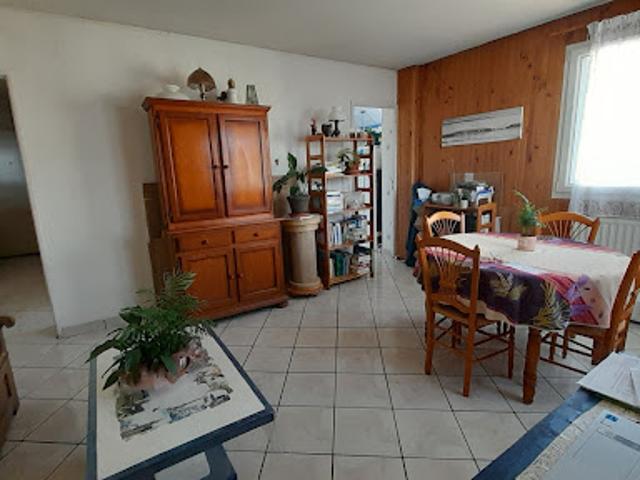 Vente Appartement 2 pièces 56.06 m2 Cergy