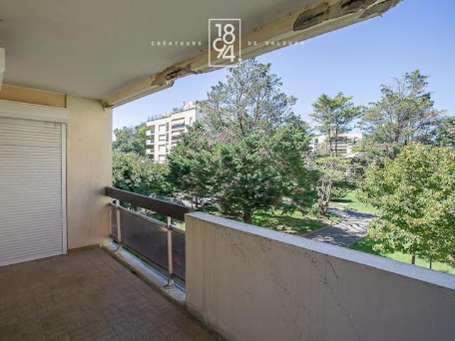 Vente Appartement 2 pièces 58.59 m2 Marseille 8ème
