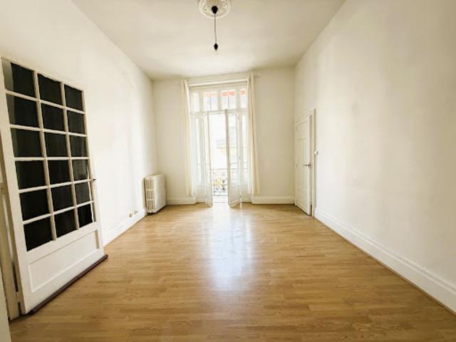 Vente Appartement 2 pièces 58.8 m2 Vichy