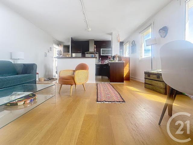 Vente Appartement 2 pièces 59.8 m2 Paris 20ème