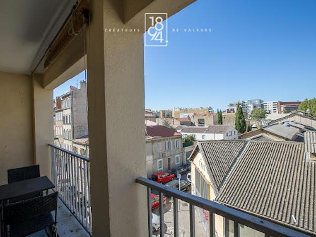 Vente Appartement 2 pièces 59 m2 Marseille 5ème
