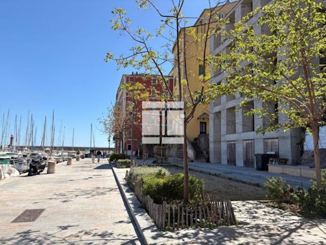 Vente Appartement 2 pièces 63.01 m2 Bastia