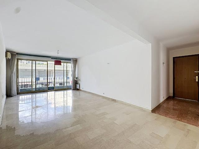 Vente Appartement 2 pièces 63.21 m2 Antibes