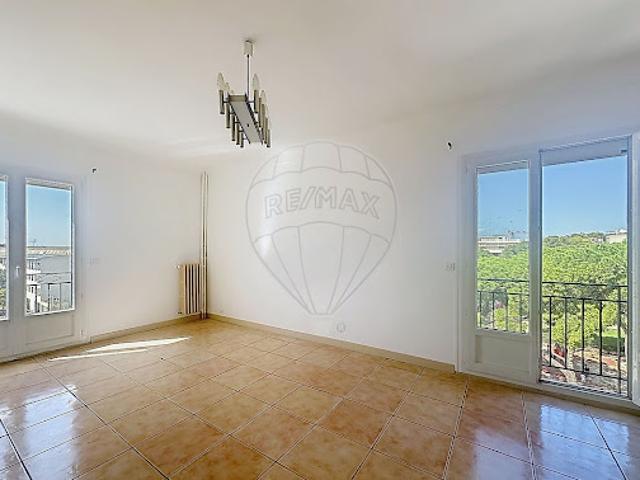 Vente Appartement 2 pièces 63 m2 Nimes
