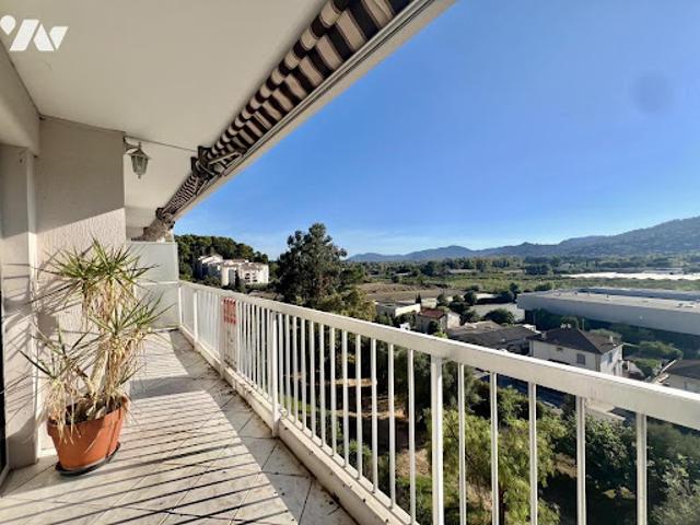 Vente Appartement 2 pièces 60.72 m2 Cannes la bocca