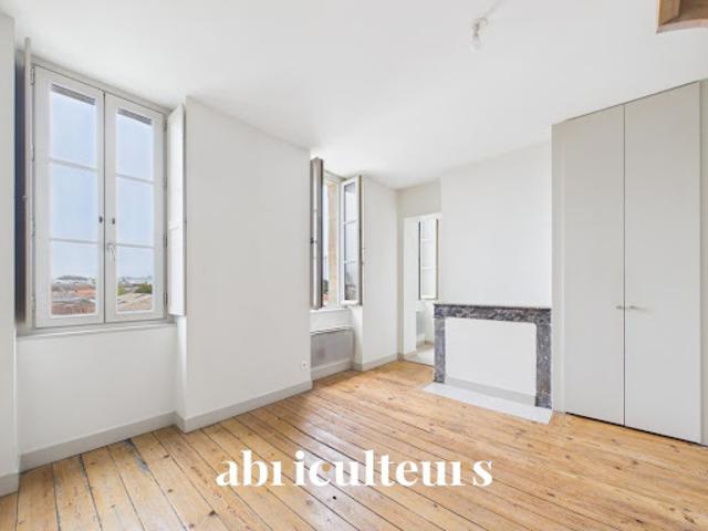 Vente Appartement 2 pièces 60 m2 Bordeaux