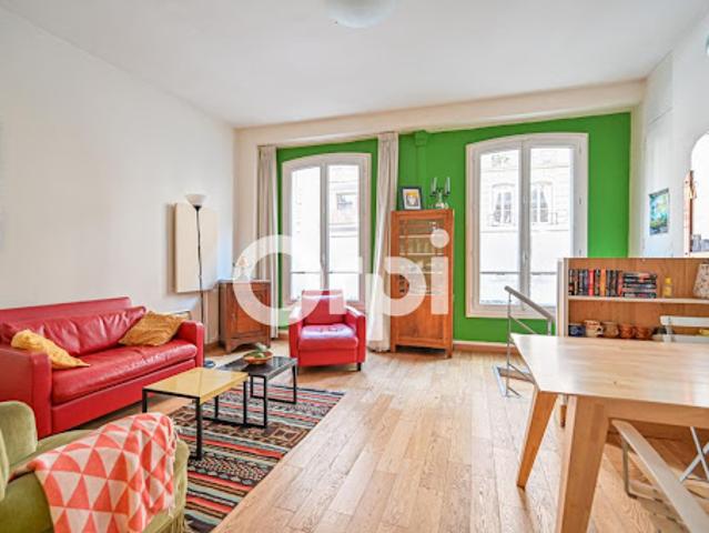 Vente Appartement 3 pièces 60.2 m2 Paris 18ème