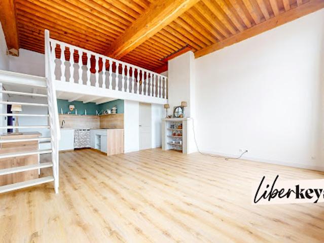 Vente Appartement 2 pièces 61.52 m2 Lyon 4ème