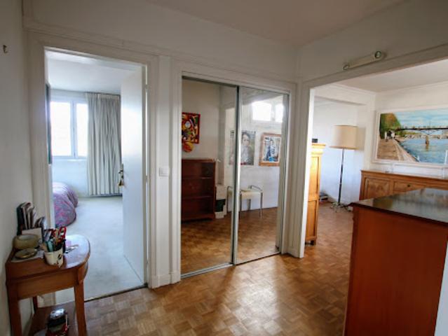 Vente Appartement 2 pièces 61.64 m2 Paris 15ème