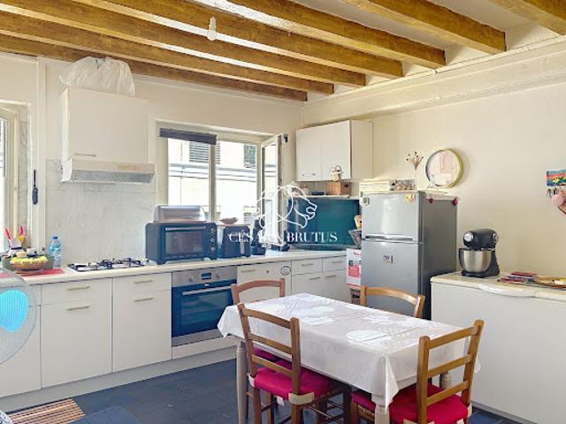 Vente Appartement 2 pièces 61.38 m2 Lyon 1er