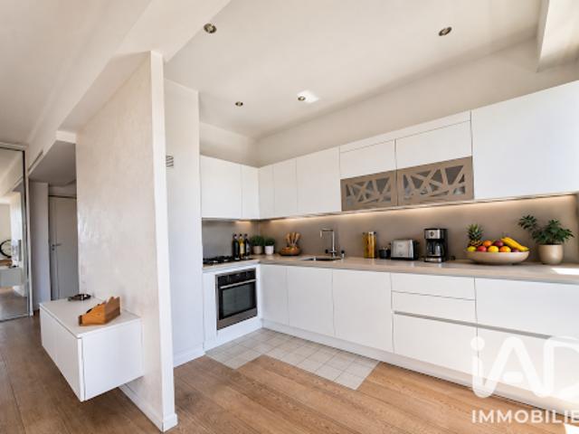 Vente Appartement 2 pièces 61 m2 Nice