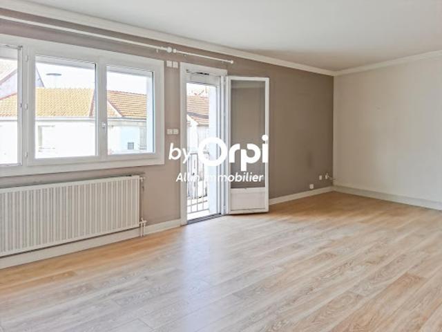 Vente Appartement 2 pièces 62.64 m2 Montluçon
