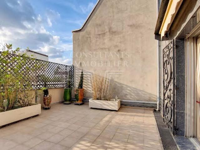 Vente Appartement 2 pièces 62.37 m2 Paris 16ème