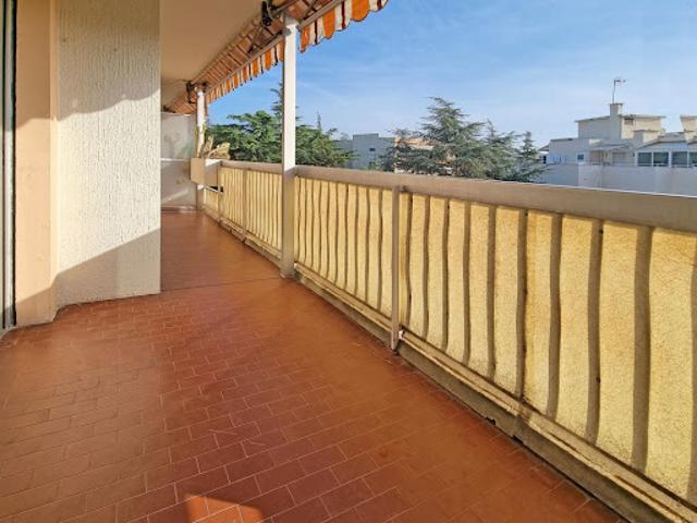Vente Appartement 2 pièces 62 m2 Nice
