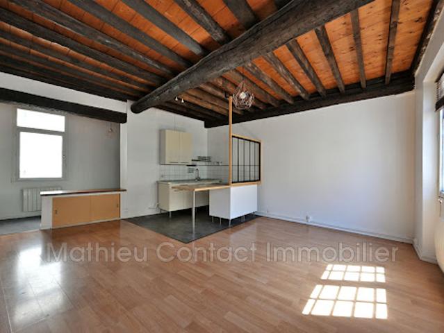 Vente Appartement 2 pièces 67.18 m2 Nimes